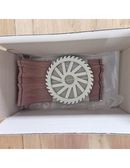 Suspension luminaire blindée en bois Baluka - Lames inclinées Geotellurique.fr - 24