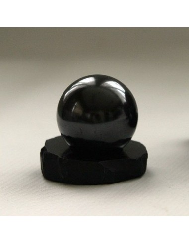 Sphère de shungite diamètre 3 cm + support (ondes localisées et protection personnelle)