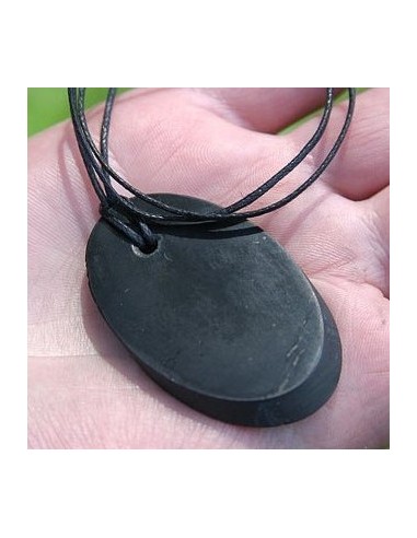 pendentif de shungite ovale