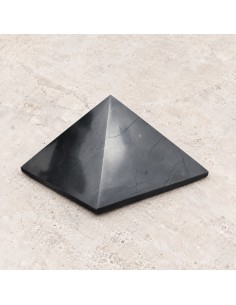 Pyramide en shungite polie 10 cm - protection quotidienne