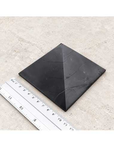 Pyramide en shungite polie 10 cm - protection quotidienne