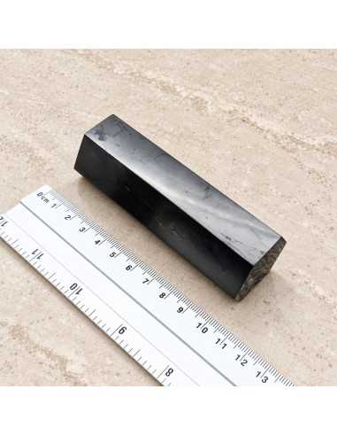 Cristal en shungite polie 3 × 10 cm