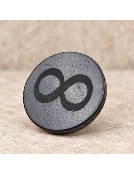 Plaque de shungite polie gravée "Infini" 30 mm