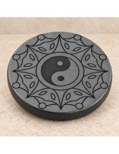 Plaque de shungite polie gravée "Ying Yang" 30 mm