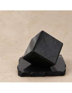 Cube en shungite poli coin tronqué 5 cm SHUNGITE - 4 2