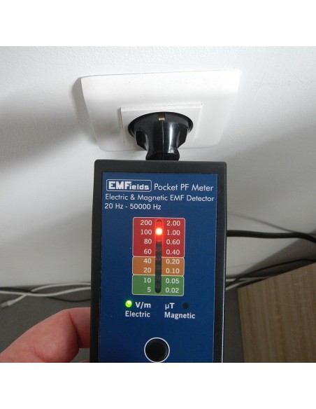 Détecteur d'ondes électromagnétiques basses fréquences PF5 EMFields