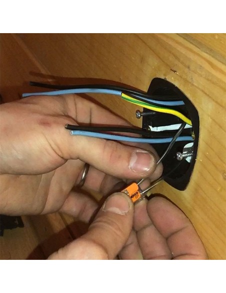 WAGO S221 : 50 mini bornes de connexion rapide 2 entrées pour fils souples et rigides blindés