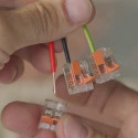 WAGO S221 : 50 mini bornes de connexion rapide 2 entrées pour fils souples et rigides blindés