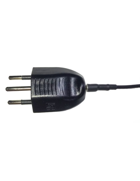 Prise Suisse et Liechtenstein pour câbles de mise à la terre à douille cylindriques