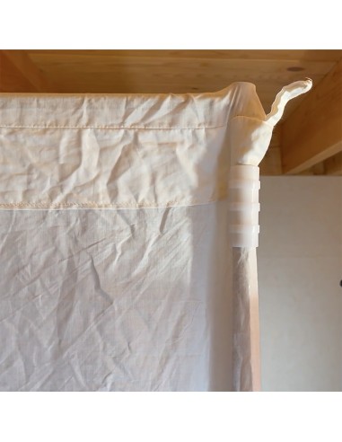 Structure autoportante pour baldaquin anti-ondes forme cabine