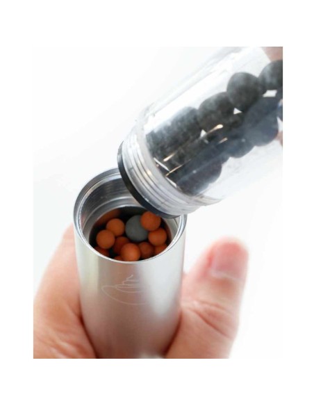 Pommeau de douche billes aux 4 minéraux avec vortex - relaxarium spa. pommeau de douche avec billes minérales Pommeau de douche billes aux 4 minéraux avec vortex - relaxarium spa. pommeau de douche avec billes minérales