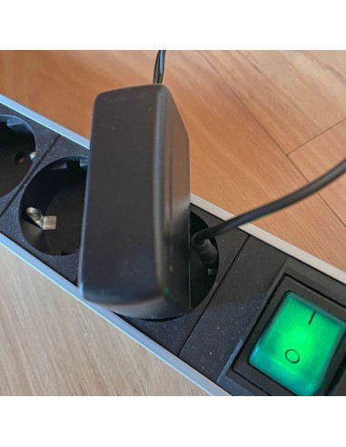 Câble USB-C blanc de mise à la terre à douille cylindrique - 7