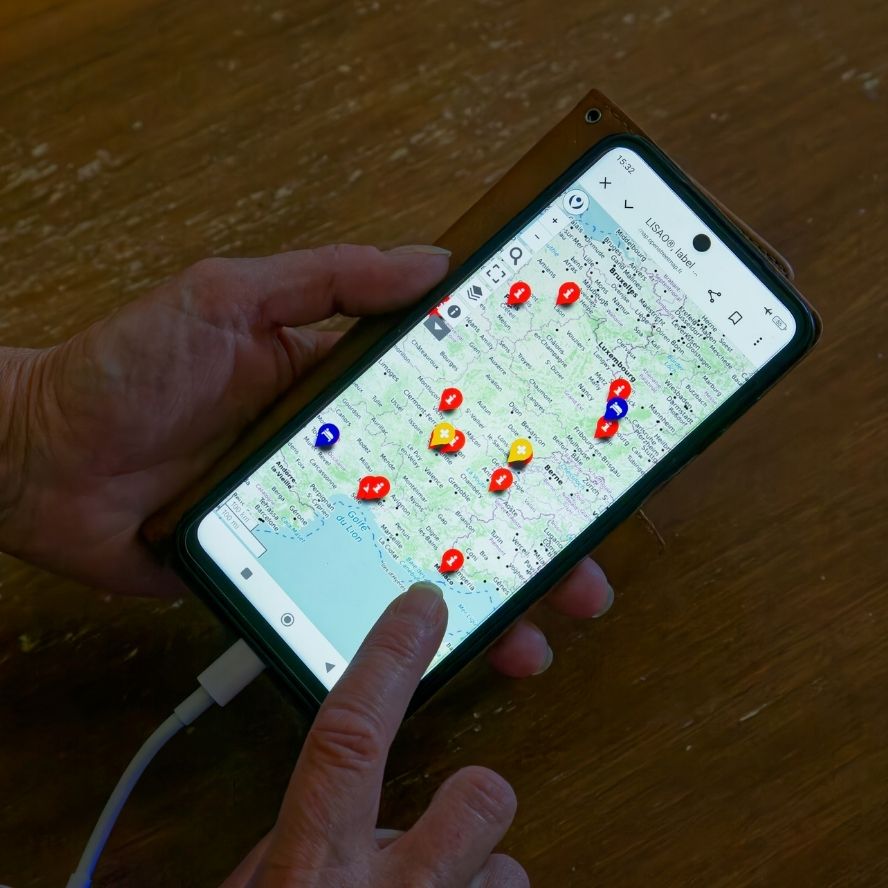 Personne recherchant un établissement qualifié LISAO®.
